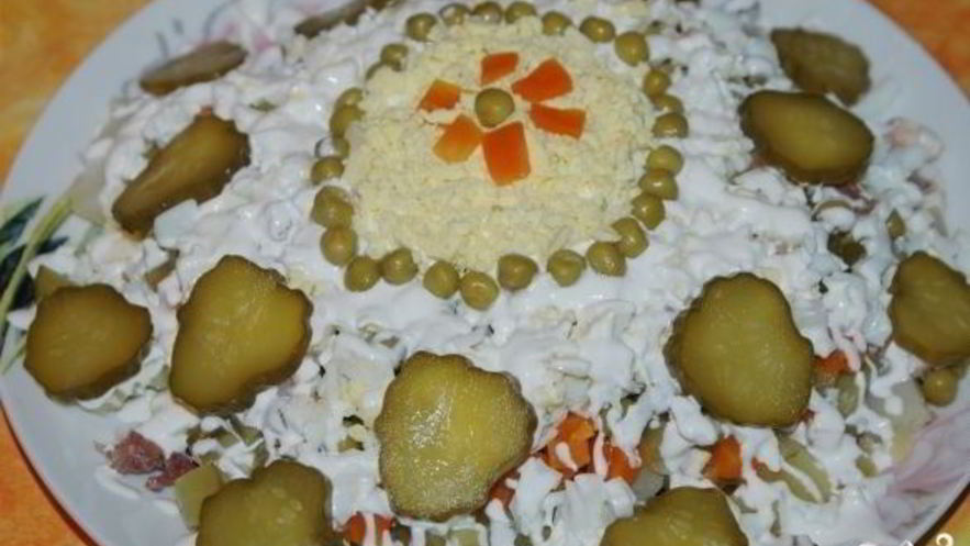 Рецепт салата оливье со сметаной