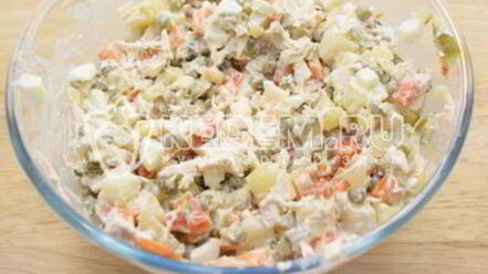 Рецепт салата с курицей праздничное оливье