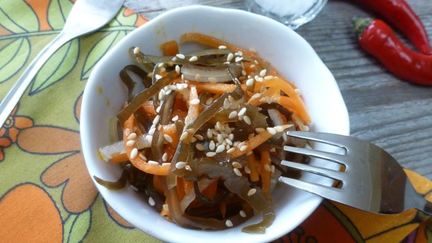 Рецепт Острого салата из морской капусты и моркови