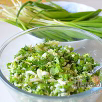 Салат из черемши с огурцами