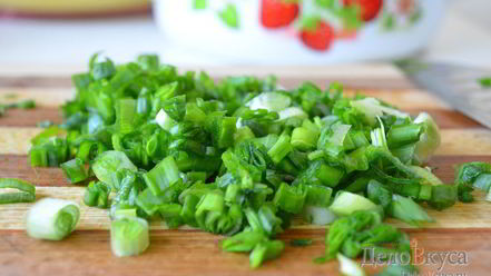 Рецепт салата из черемши с огурцами