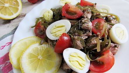 Рецепт салата из морской капусты с яйцом