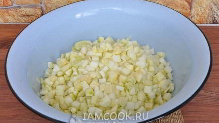 Рецепт салата из патиссонов на зиму