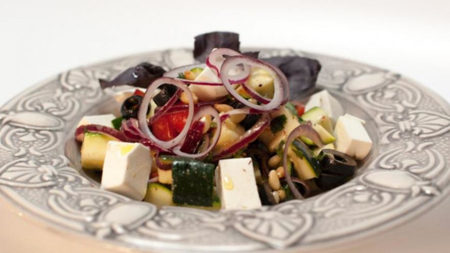 Рецепт салата из цукини с фетой