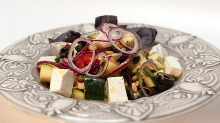 Рецепт салата из цукини с фетой