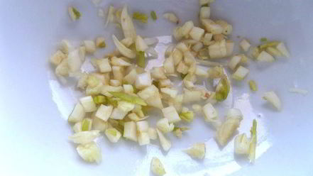 Рецепт салата из зелени с оливками