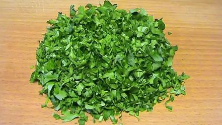 Рецепт салата из зеленых помидор с морковью по-корейски