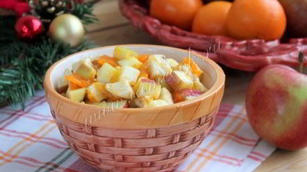 Рецепт салата куриного с хурмой и яблоками