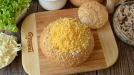 Рецепт булочек, фаршированных салатом мимоза