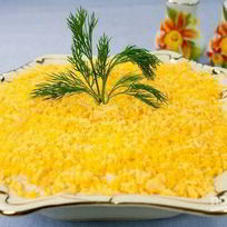 Салат Мимоза с крабовыми палочками и сыром