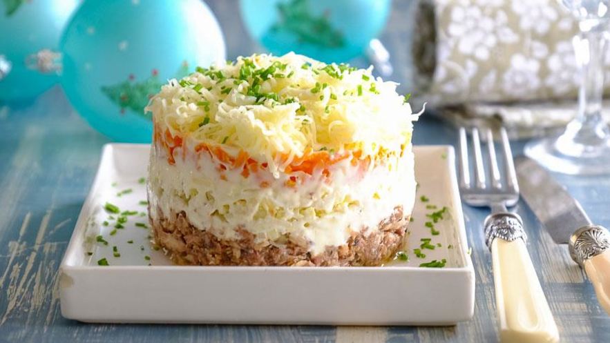 Рецепт салата мимоза с сайрой