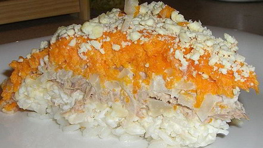 Рецепт слоеного салата мимоза с рыбой и рисом