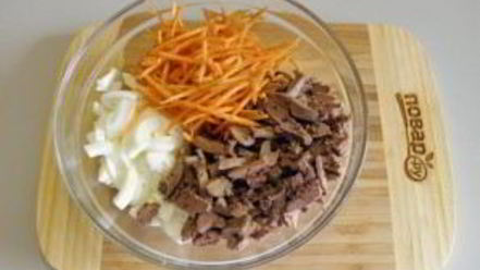 Рецепт салата петушок с корейской морковкой