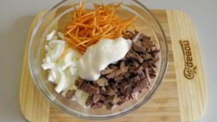 Рецепт салата петушок с корейской морковкой