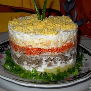 Рецепт Салата слоеного Печень под шубой