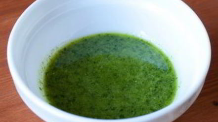 Рецепт сельди под шубой с зеленым чесночным соусом