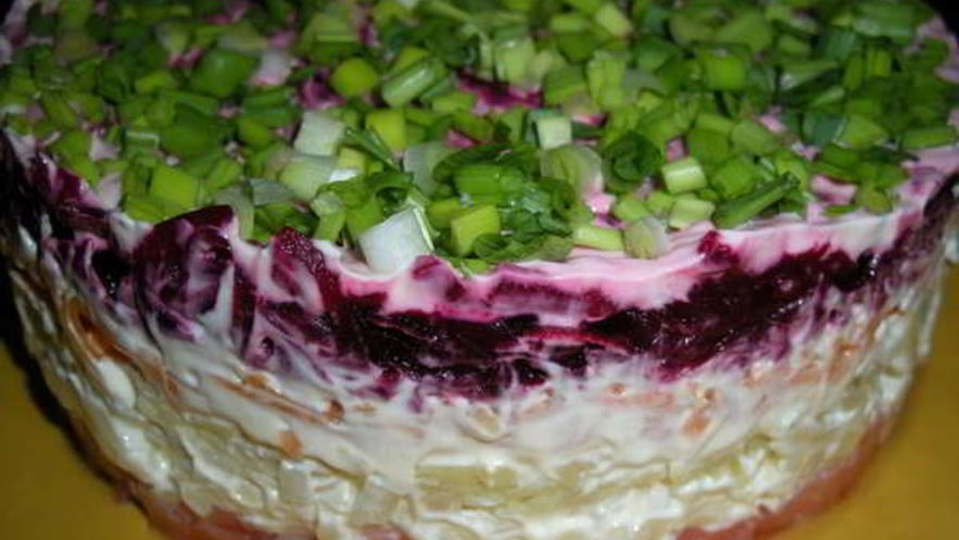 Рецепт селедки под шубой с семгой