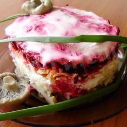 Рецепт Соленых груздей под шубой с соевым майонезом