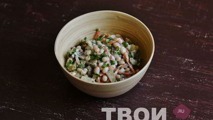 Рецепт Салата с фасолью и грибами