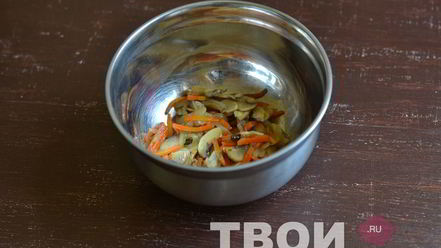 Рецепт салата с фасолью и грибами