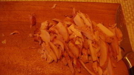 Рецепт салата с копченой курицей и огурцами