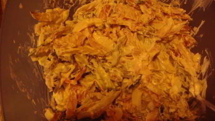 Рецепт салата с копченой курицей и огурцами