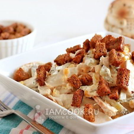 Рецепт Салата с курицей и сухариками