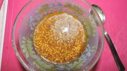 Рецепт салата с морепродуктами и лимонно-горчичным соусом