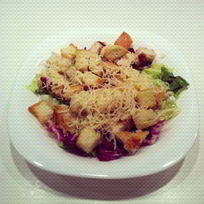 Салат цезарь