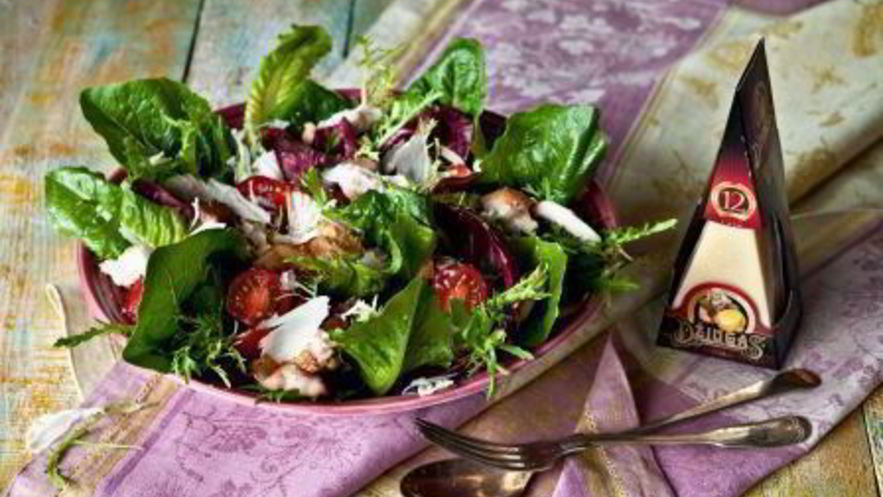 Рецепт салата цезарь с беконом и сыром джюгас