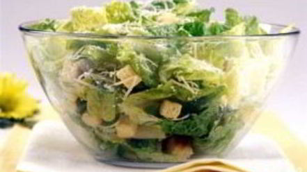 Рецепт салата цезарь с кальмарами