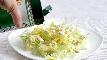 Рецепт салата цезарь с копченой курицей