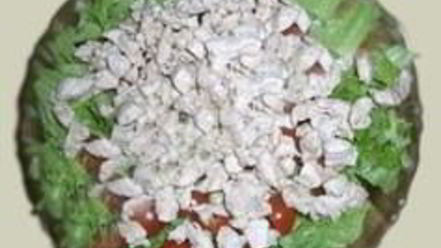 Рецепт салата цезарь с курицей и домашними сухариками