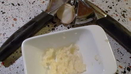 Рецепт салата цезарь с курицей и пармезаном