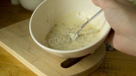 Рецепт салата цезарь с курицей, сухариками и помидорами