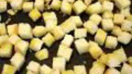 Рецепт салата цезарь с маринованной курицей