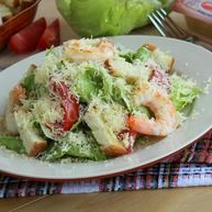 Рецепт Цезаря салат с креветками и сухариками