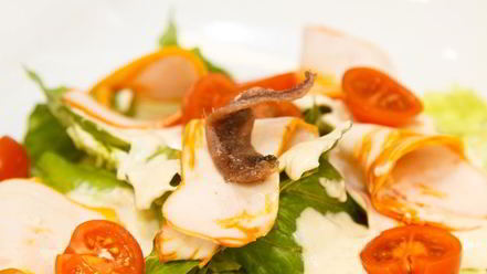 Рецепт утреннего цезаря с яйцом