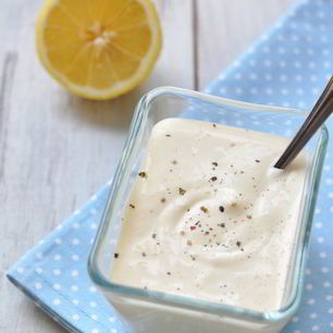 Рецепт Заправки к салату Цезарь на майонезе