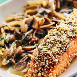 Рецепт Лосося с грибным винегретом