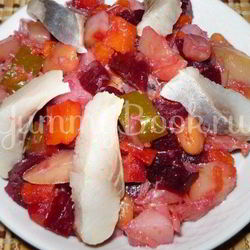 Рецепт Винегрета с сельдью и консервированной фасолью