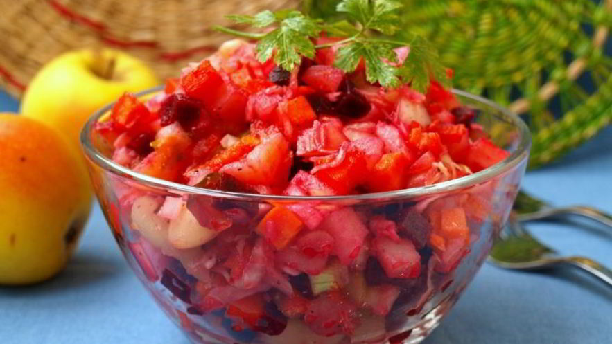 Рецепт винегрета с яблоками и отварной фасолью