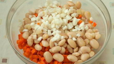 Рецепт винегрета с яблоками и отварной фасолью