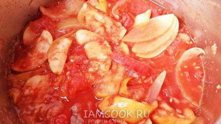 Рецепт кетчупа из помидоров с яблоками на зиму