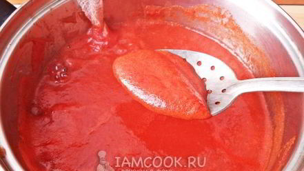 Рецепт кетчупа из помидоров с яблоками на зиму