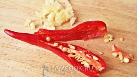 Рецепт кетчупа из помидоров с яблоками на зиму