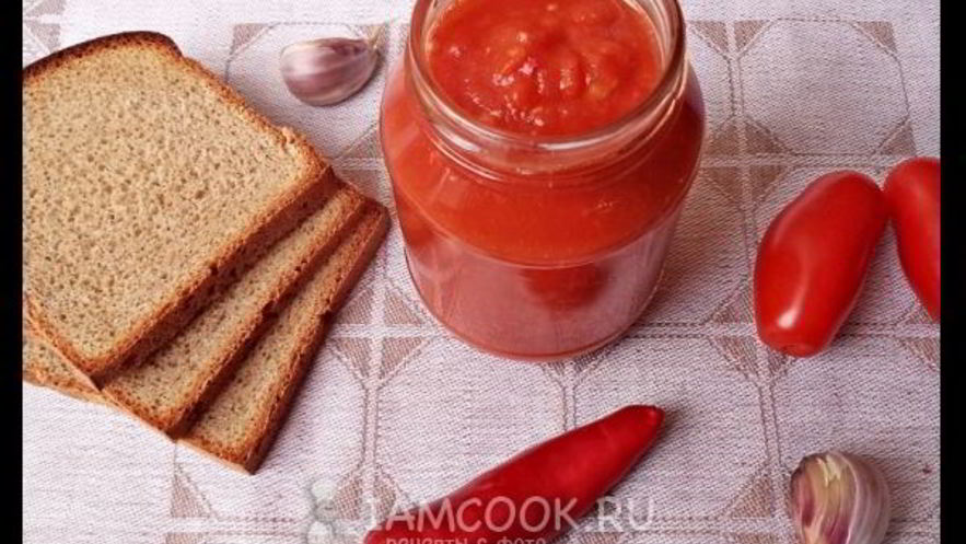 Рецепт кетчупа на зиму из помидоров с чесноком