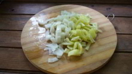 Рецепт кетчупа с луком на зиму