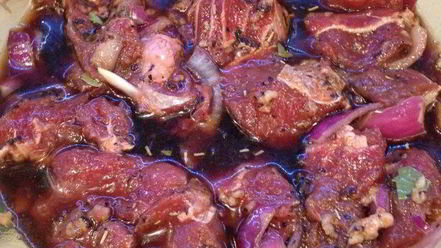 Рецепт душистого маринада для говядины