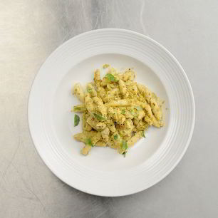 Рецепт Домашней пасты бузиате с песто алла трапанезе